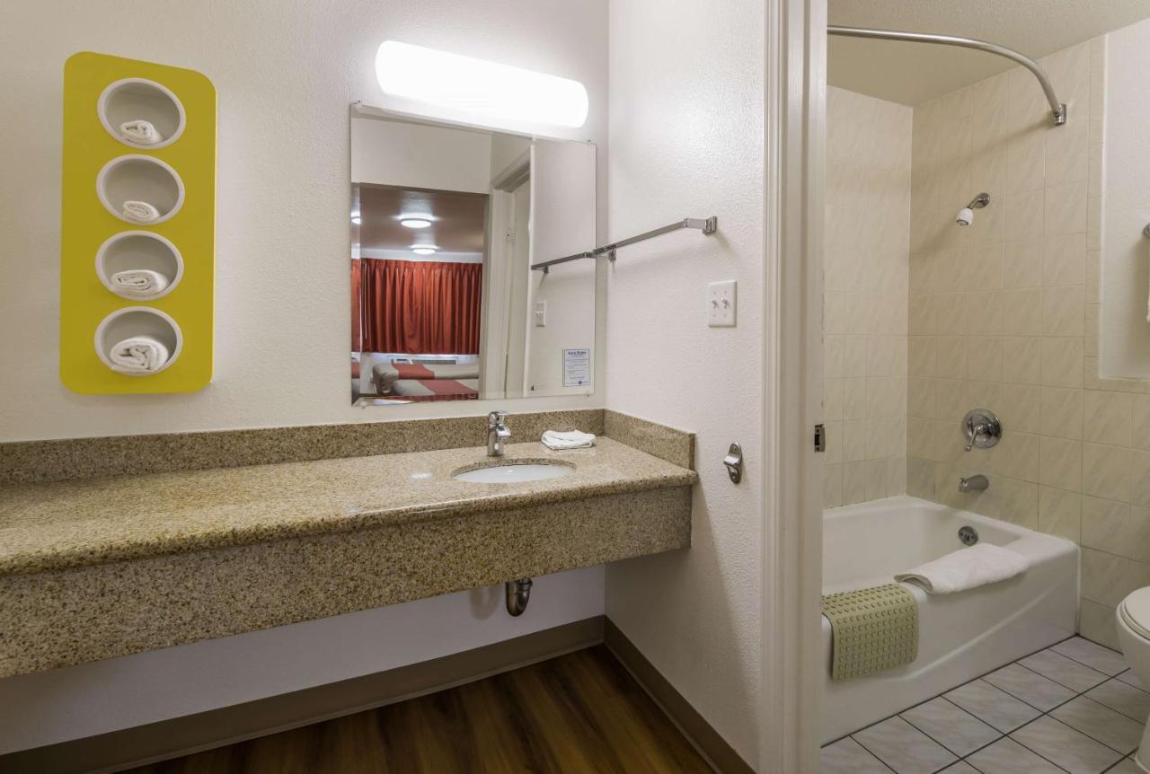6-concord, Ca Hotel 2*